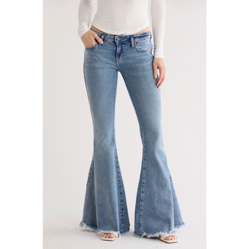 Free People We The Free Emre Flare Jeans Poppy Blue 9 Size 27 NWT